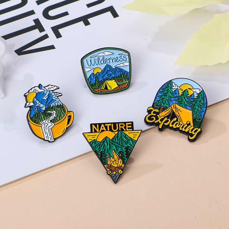Outdoor Adventure Series - Emblema de la serie para acampar