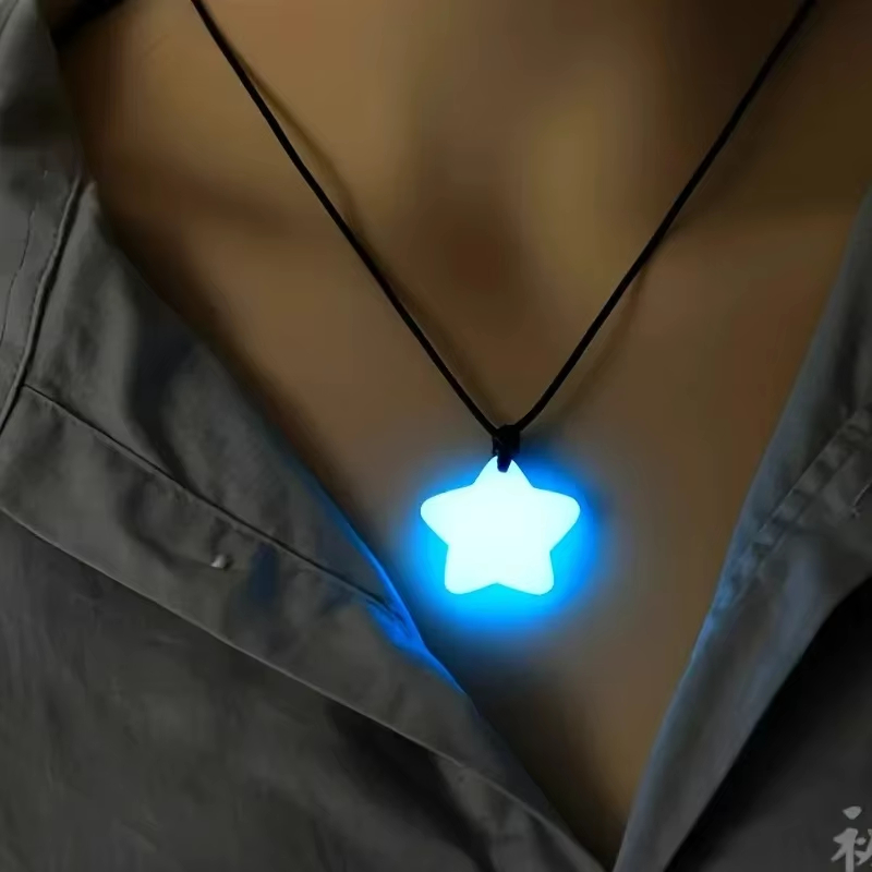 Outdoor Adventure Festival - Collar con Colgante de Jade Estrella